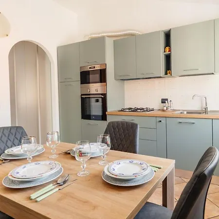 -5 Minutes From The Sea-wifi-parking 펜션 Carasco