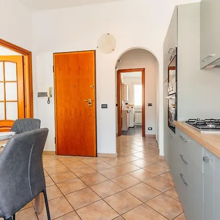 Prázdninový dům -5 Minutes From The Sea-wifi-parking *