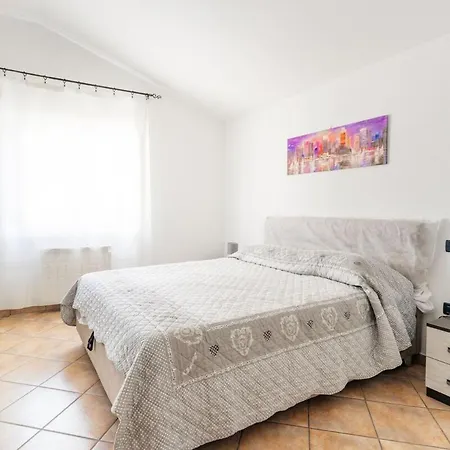 -5 Minutes From The Sea-wifi-parking Casa vacanze *